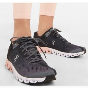 On Cloudflow Running Shoe Rock Rose Size 9